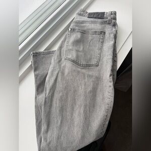 H&M Light Wash Black Vintage Mom Jean